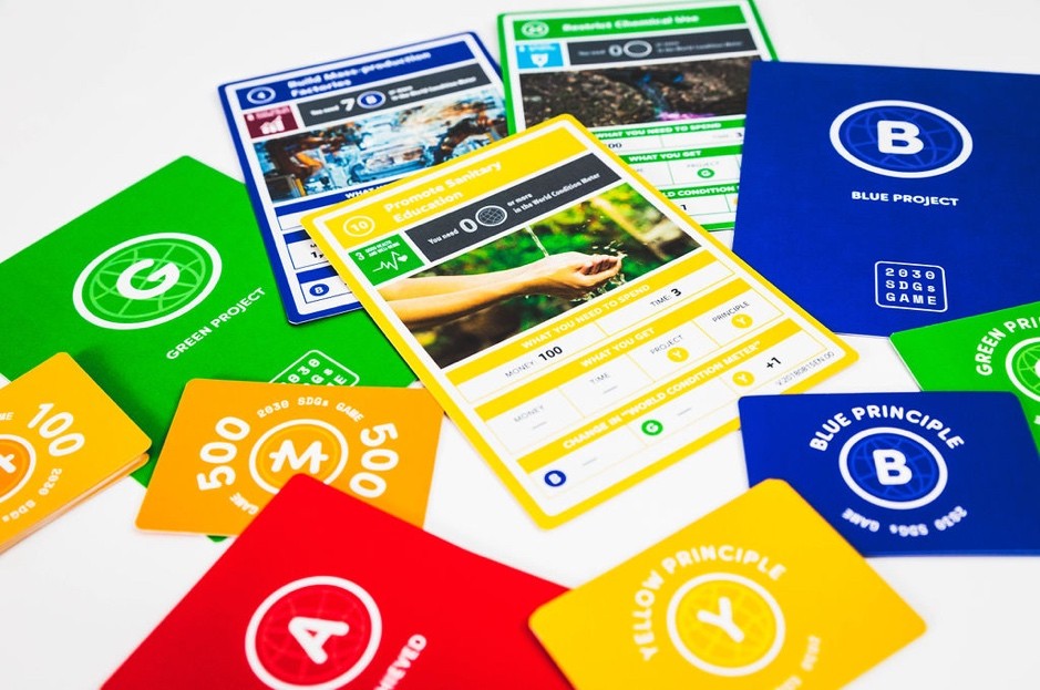 2030 SDGs Game project cards including Green Project, Blue Project and Promote Sanitary Education